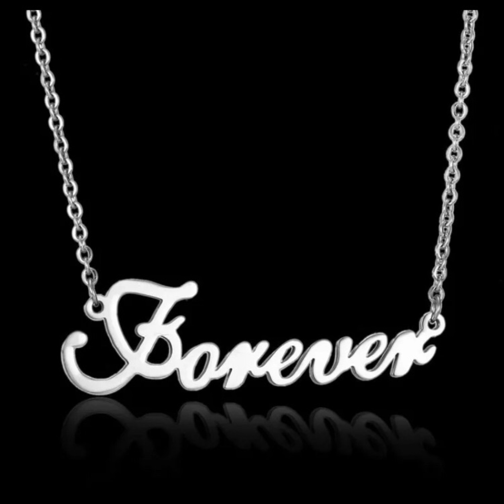 New FOREVER nameplate Necklace